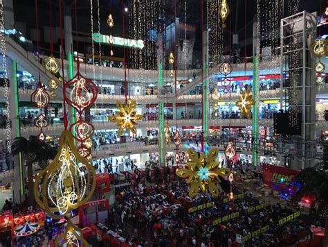 Hotels near Market! Market! in Taguig .